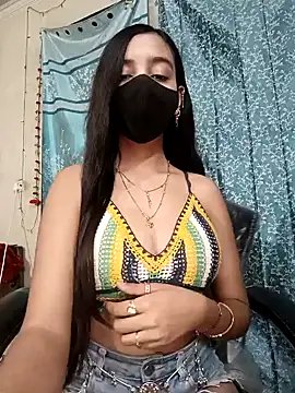 Snapshot of Parinaaz18 chatting on 4, 2, 2025 Parinaaz18 online show from 4, 2, 2025