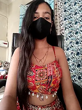 Snapshot of Parinaaz18 chatting on 16, 9, 2025 Parinaaz18 online show from 16, 9, 2025