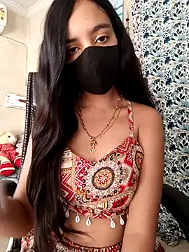 Snapshot of Parinaaz18 chatting on 23, 9, 2025 Parinaaz18 online show from 23, 9, 2025