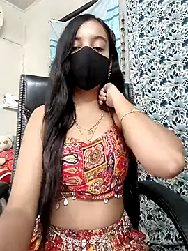 Snapshot of Parinaaz18 chatting on 7, 10, 2025 Parinaaz18 online show from 7, 10, 2025