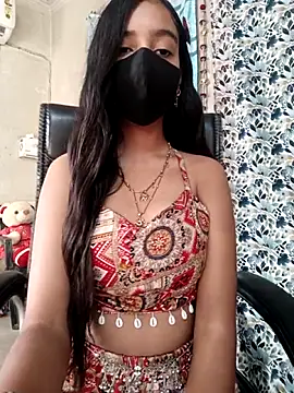 Snapshot of Parinaaz18 chatting on 10, 10, 2025 Parinaaz18 online show from 10, 10, 2025