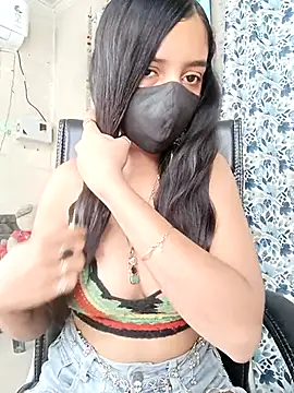 Parinaaz18 online show from 17, 4, 2026