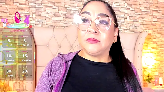 Gina Myers online show from 17, 9, 2025