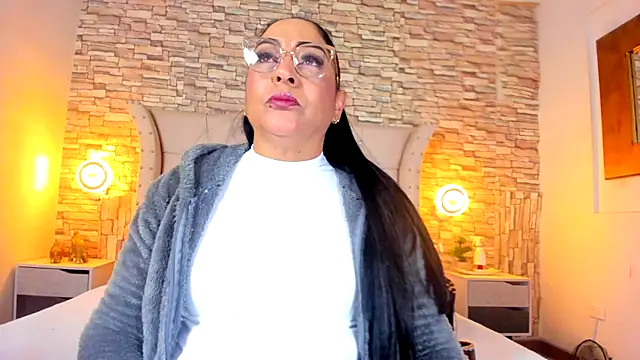 Gina Myers online show from 1, 10, 2025