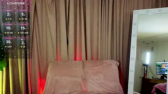 Snapshot of SusieMorris chatting on 19, 2, 2025 SusieMorris online show from 19, 2, 2025