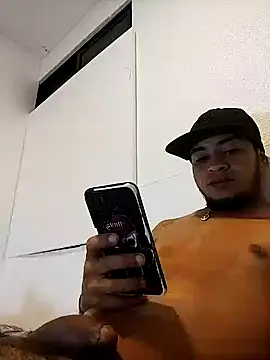 sexylatino22 online show from 13, 12, 2024