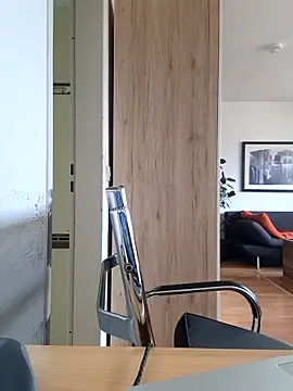 Snapshot of Milkasahne64 chatting on 17, 9, 2025 Milkasahne64 online show from 17, 9, 2025