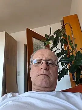 Milkasahne64 online show from 27, 5, 2026