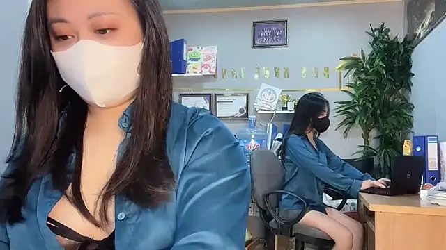 Snapshot of Bamboo_Swetie chatting on 8, 12, 2024 Bamboo Swetie online show from 8, 12, 2024