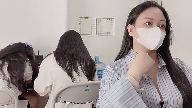 Snapshot of Bamboo_Swetie chatting on 12, 10, 2025 Bamboo Swetie online show from 12, 10, 2025