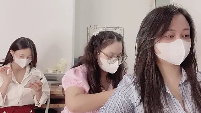 Snapshot of Bamboo_Swetie chatting on 22, 10, 2025 Bamboo Swetie online show from 22, 10, 2025