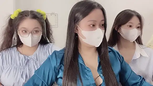 Snapshot of Bamboo_Swetie chatting on 15, 11, 2025 Bamboo Swetie online show from 15, 11, 2025