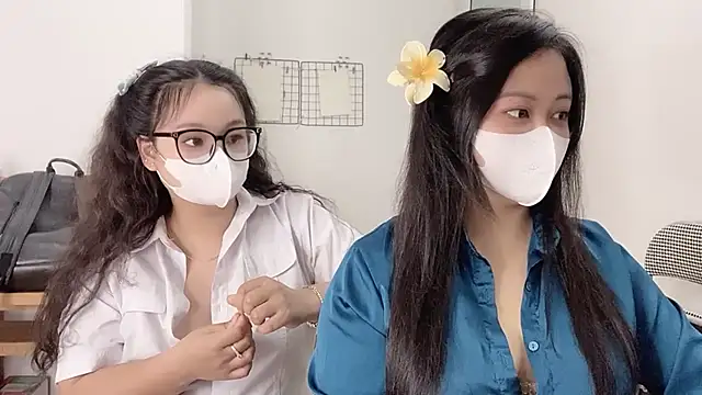 Snapshot of Bamboo_Swetie chatting on 22, 11, 2025 Bamboo Swetie online show from 22, 11, 2025