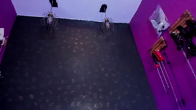 Snapshot of Alexa_Slave chatting on 22, 11, 2025 Alexa Slave online show from 22, 11, 2025