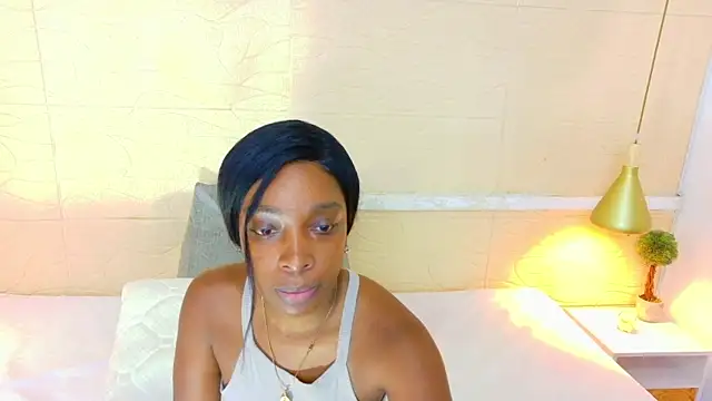 Shamiraa moore online show from 2, 12, 2025