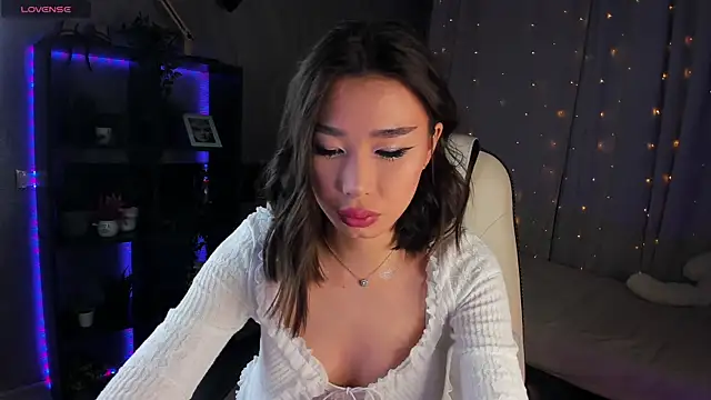 Snapshot of sensualily chatting on 16, 3, 2025 sensualily online show from 16, 3, 2025