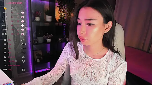 Snapshot of sensualily chatting on 14, 9, 2025 sensualily online show from 14, 9, 2025