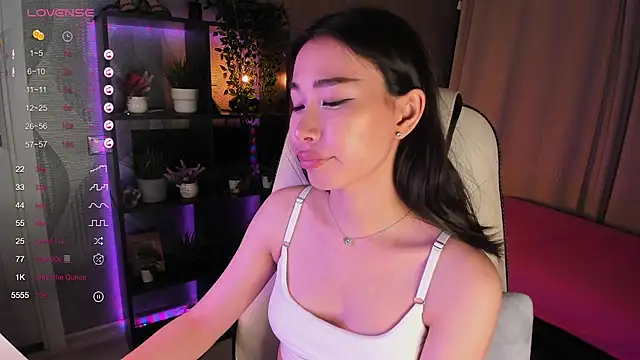 Snapshot of sensualily chatting on 16, 9, 2025 sensualily online show from 16, 9, 2025