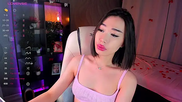 Snapshot of sensualily chatting on 4, 3, 2026 sensualily online show from 4, 3, 2026