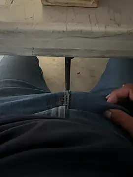 Snapshot of elber-gdo chatting on 7, 2, 2025 elber-gdo online show from 7, 2, 2025