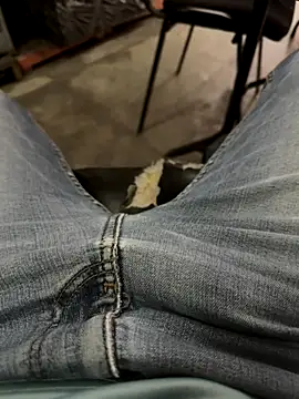 Snapshot of elber-gdo chatting on 4, 12, 2025 elber-gdo online show from 4, 12, 2025