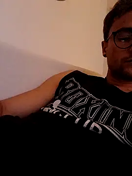 Snapshot of CAMMELLO777 chatting on 10, 4, 2026 CAMMELLO777 online show from 10, 4, 2026