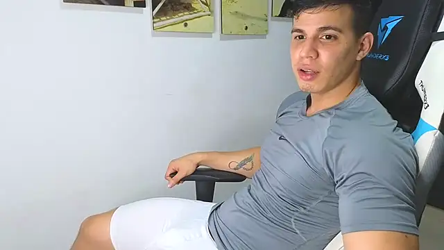 Ethanstill1 online show from 28, 1, 2025