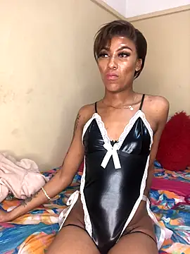 Snapshot of Kylie_Hairy_Bbc chatting on 5, 10, 2025 Kylie Hairy Bbc online show from 5, 10, 2025