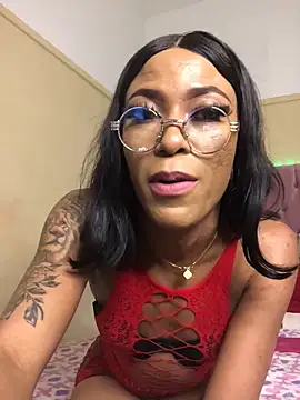 Snapshot of Kylie_Hairy_Bbc chatting on 2, 11, 2025 Kylie Hairy Bbc online show from 2, 11, 2025