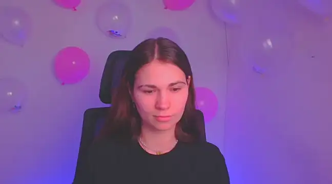 Loon Amore online show from 13, 2, 2025