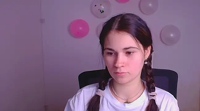 Loon Amore online show from 16, 2, 2025