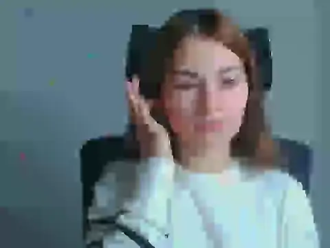 Loon Amore online show from 11, 10, 2025