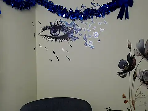 Snapshot of StrangerGi chatting on 13, 2, 2025 StrangerGi online show from 13, 2, 2025