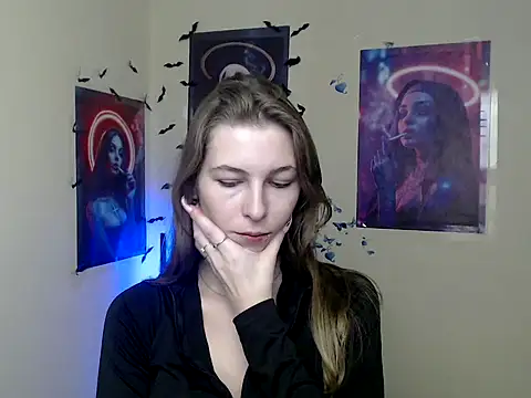 StrangerGi online show from 4, 12, 2025