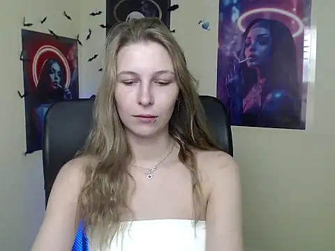 StrangerGi online show from 25, 5, 2026