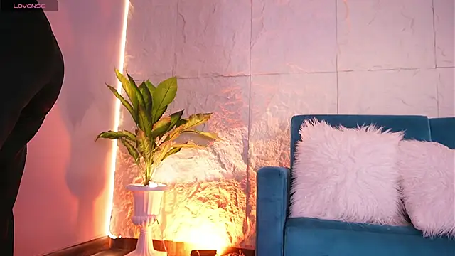 CailynBrowm online show from 13, 3, 2026