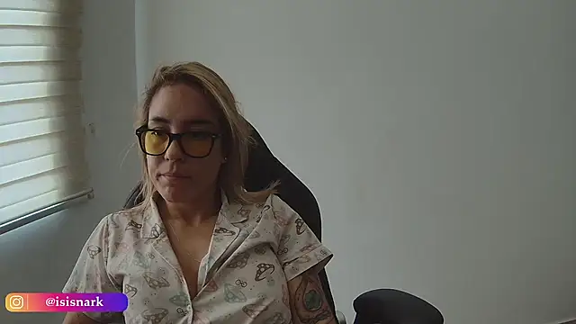 Isis69  online show from 6, 1, 2026