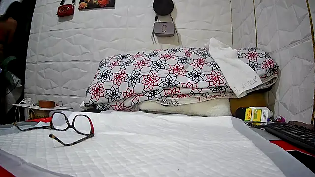 Mendoza Amaranata online show from 11, 9, 2025