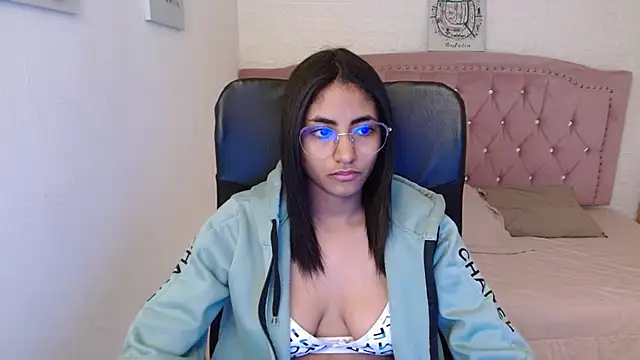 shaneelle online show from 18, 2, 2025