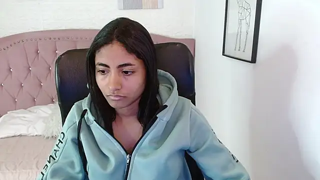 shaneelle online show from 10, 11, 2025