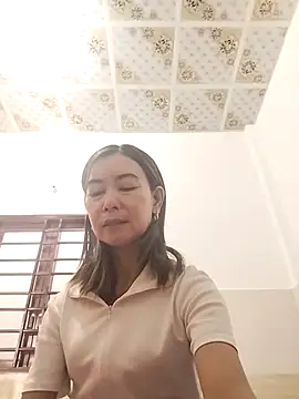 Sexy-ladyboobs20 online show from 4, 12, 2025