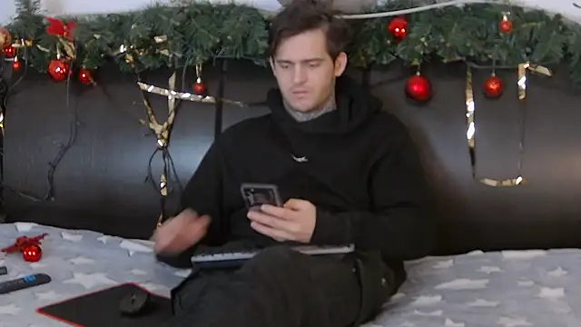 CarterCole online show from 27, 12, 2024