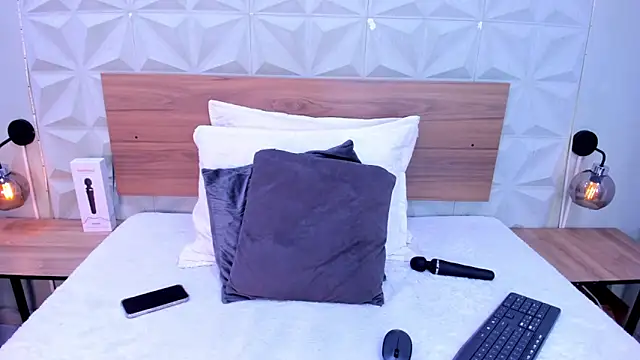 Snapshot of Stacey_white_ chatting on 29, 11, 2025 Stacey white online show from 29, 11, 2025