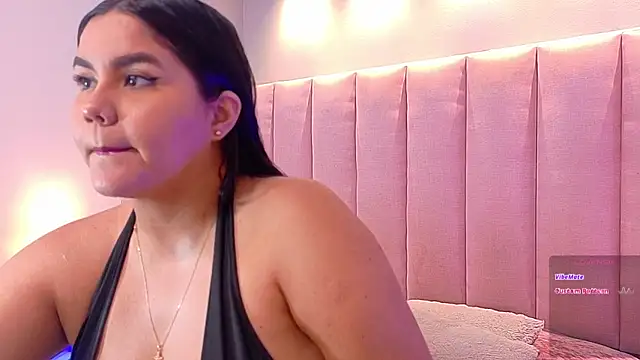 Snapshot of KeilyRoss chatting on 14, 2, 2026 KeilyRoss online show from 14, 2, 2026