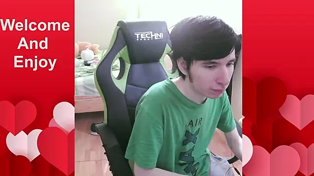 Twink martinboy online show from 21, 7, 2026
