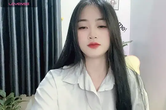 Snapshot of _Aimy_ chatting on 3, 1, 2025 Aimy online show from 3, 1, 2025