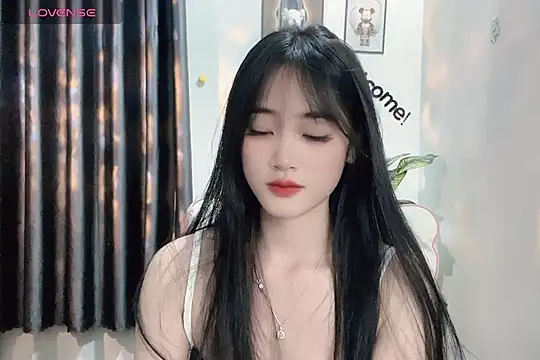 Snapshot of _Aimy_ chatting on 9, 1, 2025 Aimy online show from 9, 1, 2025