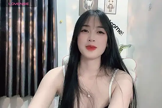 Snapshot of _Aimy_ chatting on 9, 1, 2025 Aimy online show from 9, 1, 2025