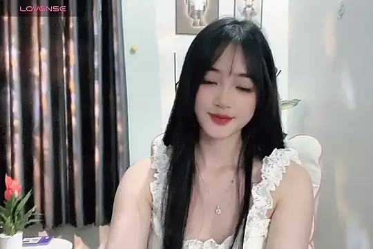 Snapshot of _Aimy_ chatting on 10, 1, 2025 Aimy online show from 10, 1, 2025