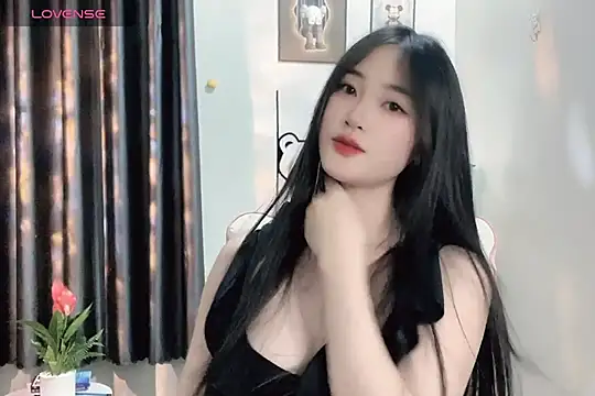 Snapshot of _Aimy_ chatting on 11, 1, 2025 Aimy online show from 11, 1, 2025
